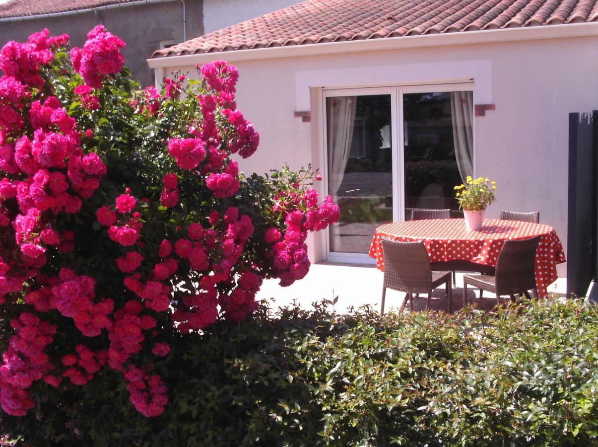 Gite Le Logis Mouchamps Екстериор снимка