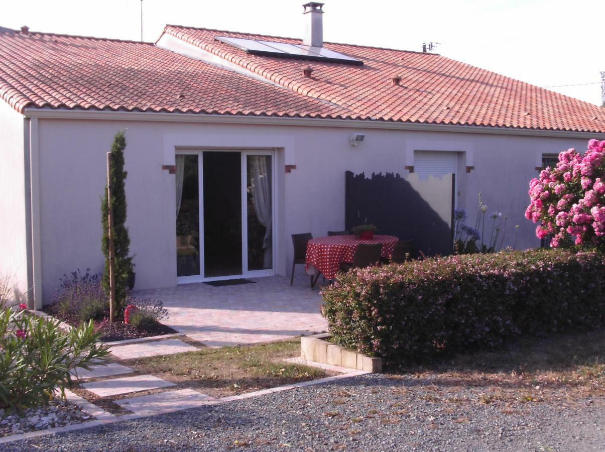Gite Le Logis Mouchamps Екстериор снимка